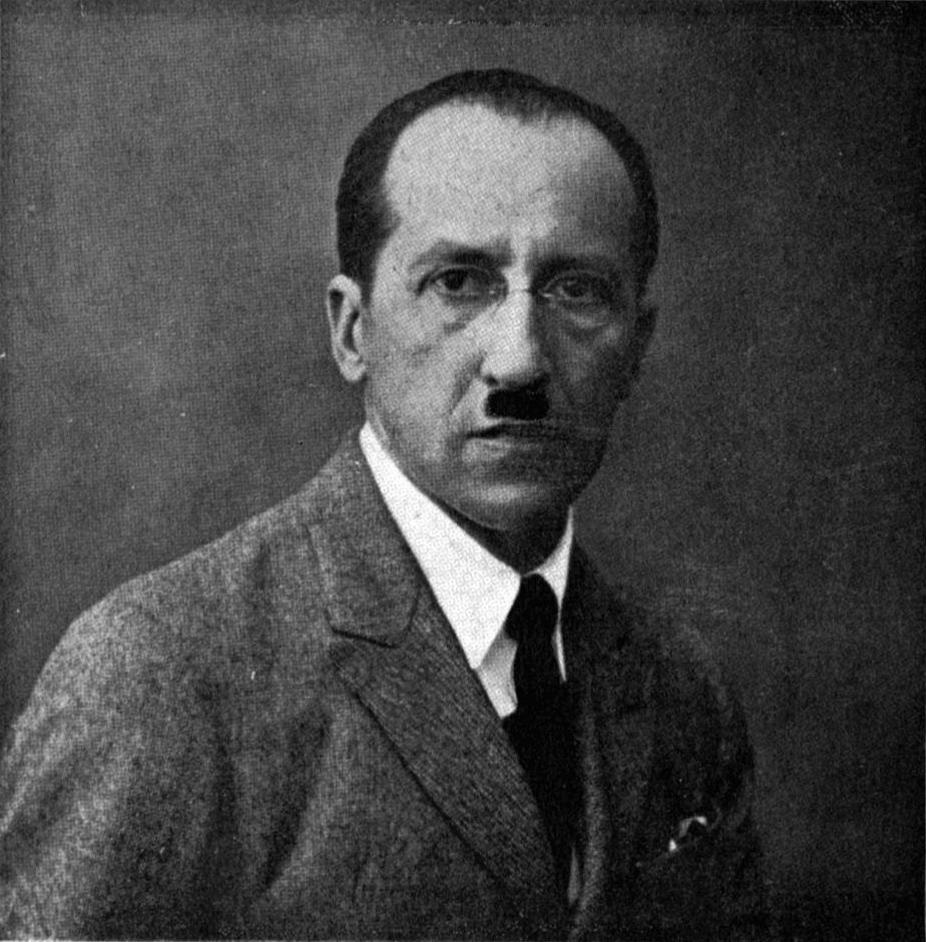 Piet Mondrian photo