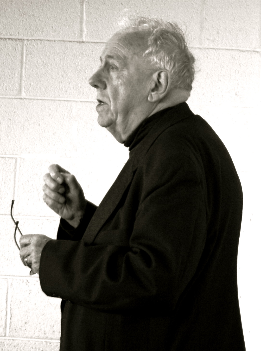 Alasdair MacIntyre photo