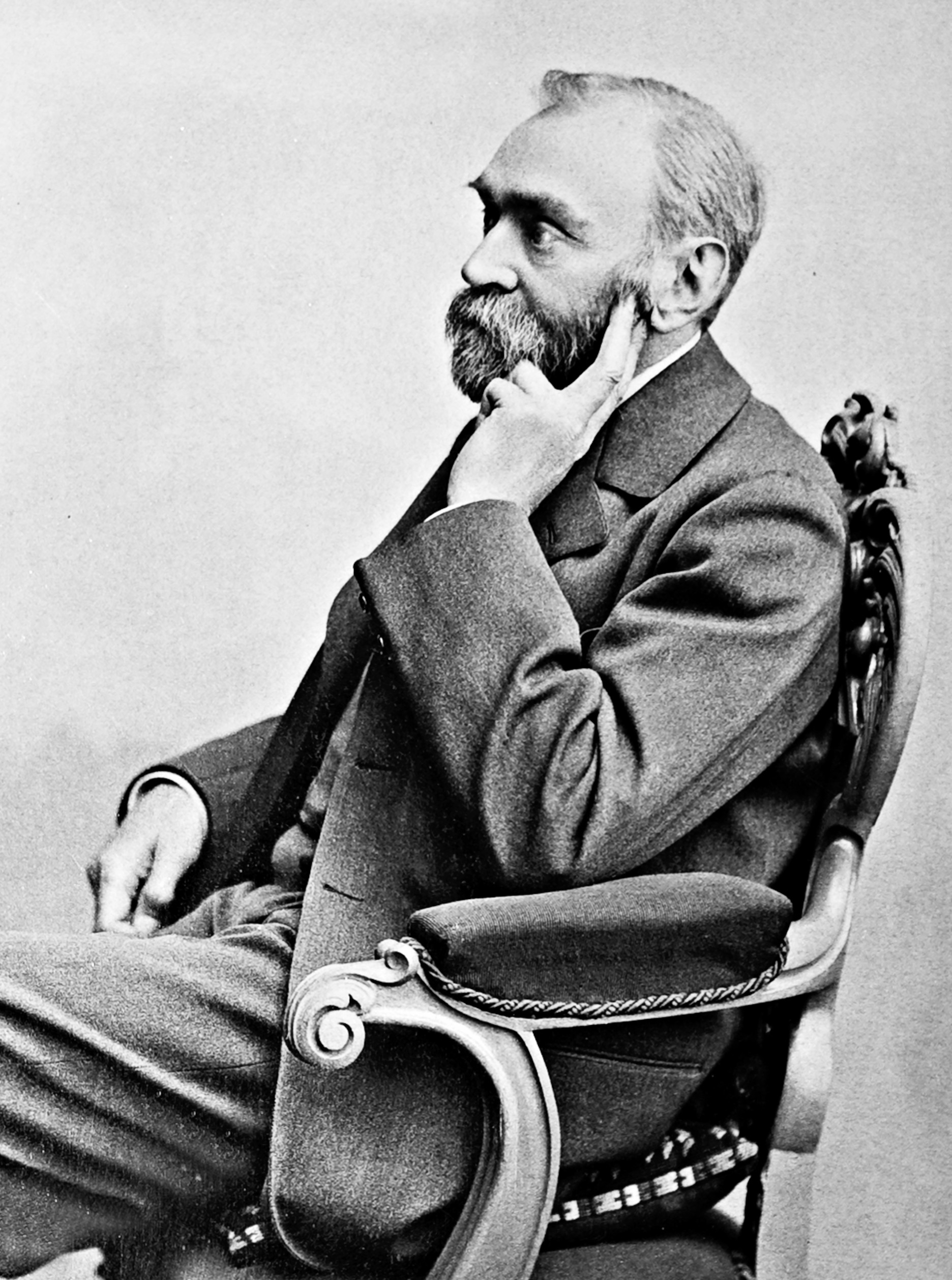 Alfred Nobel photo