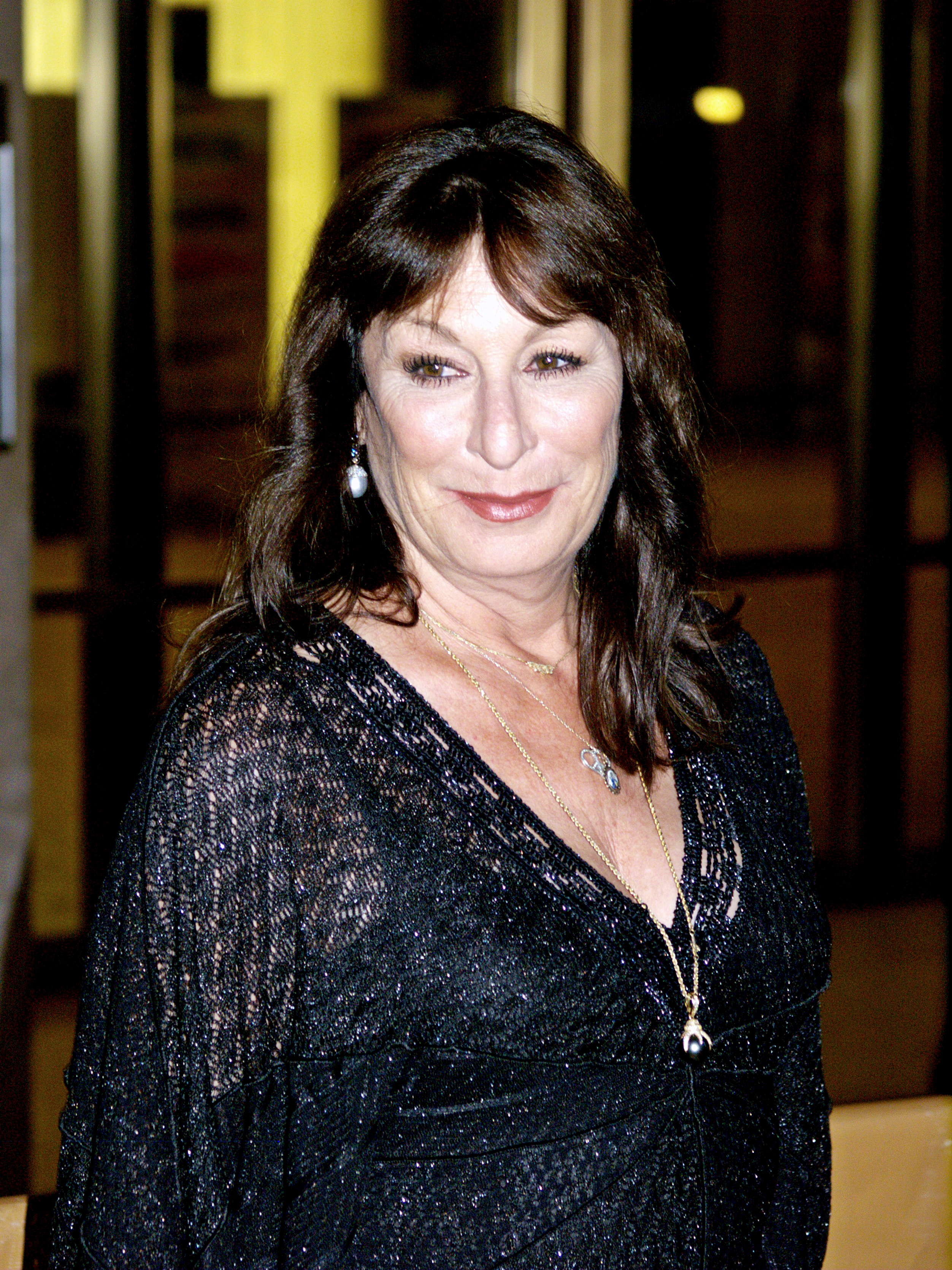 Anjelica Huston photo