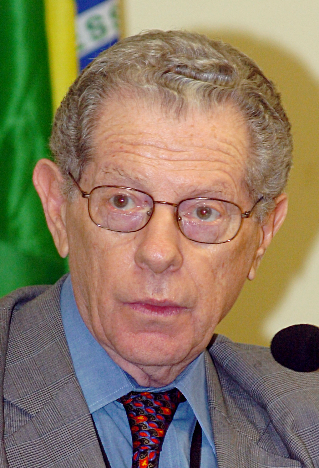 Arnaldo Niskier photo