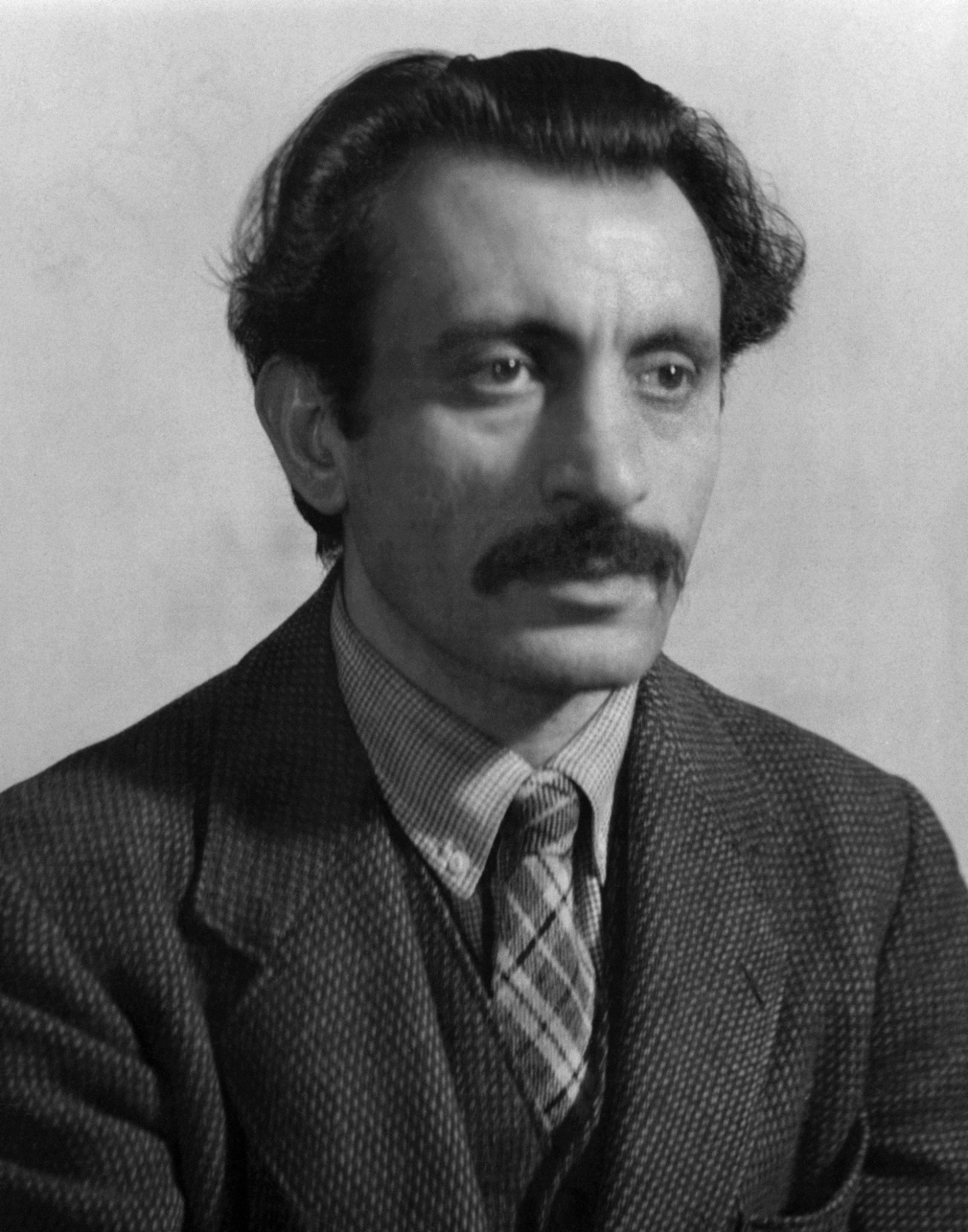 Arshile Gorky photo