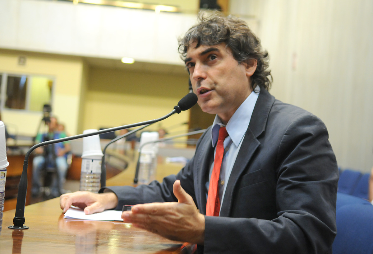 Carlos Giannazi photo