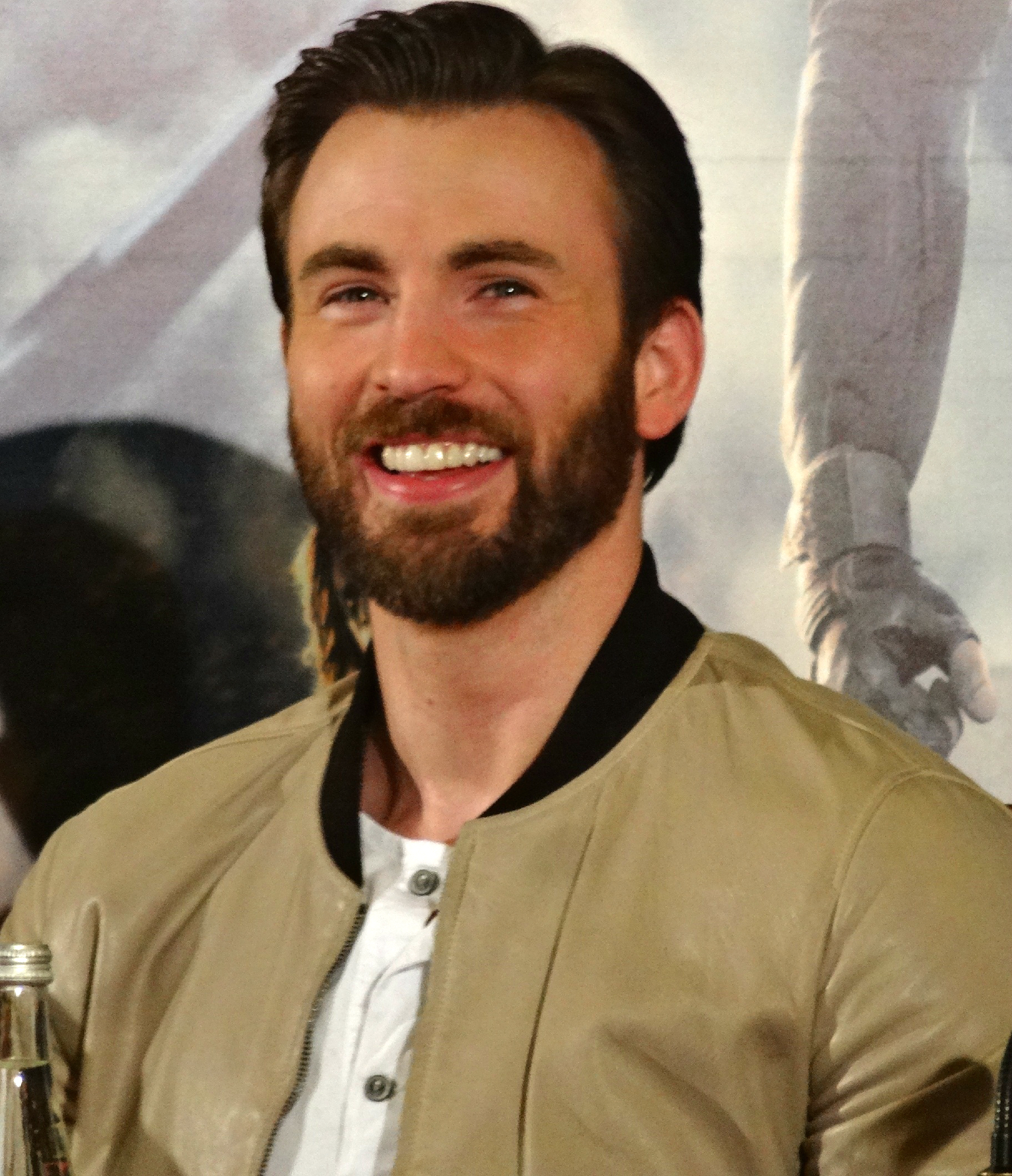 Chris Evans photo