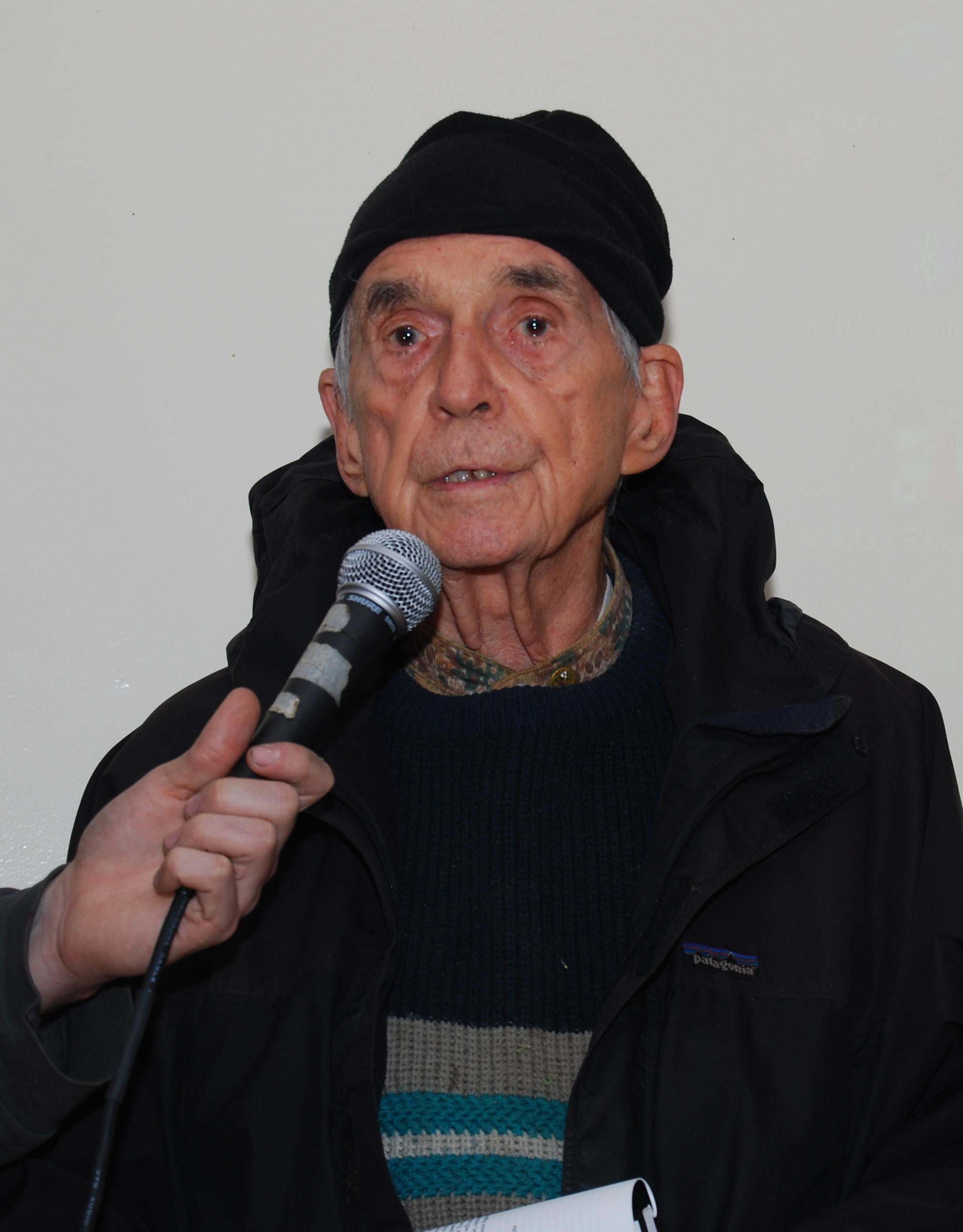 Daniel Berrigan photo
