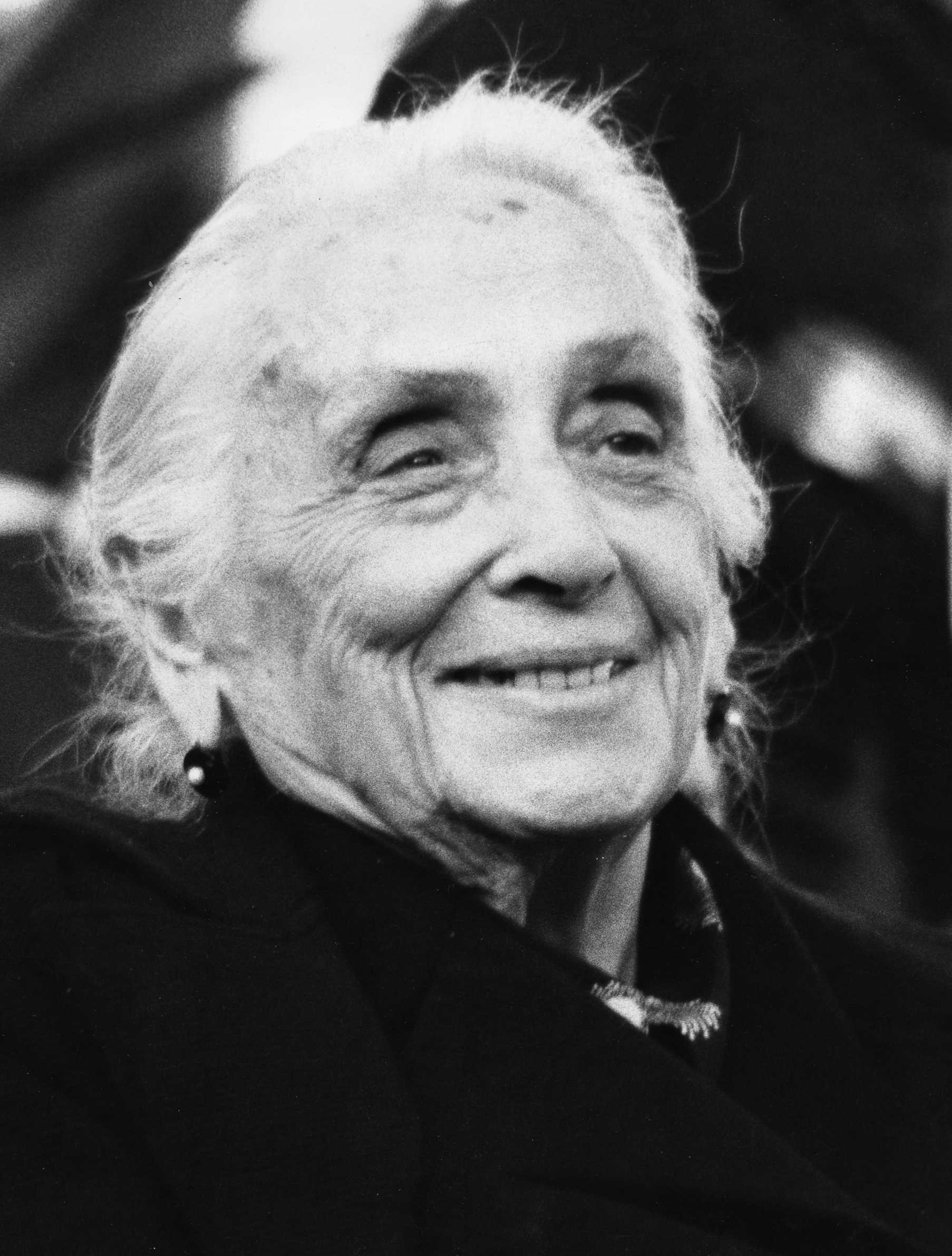 Isidora Dolores Ibárruri Gómez photo