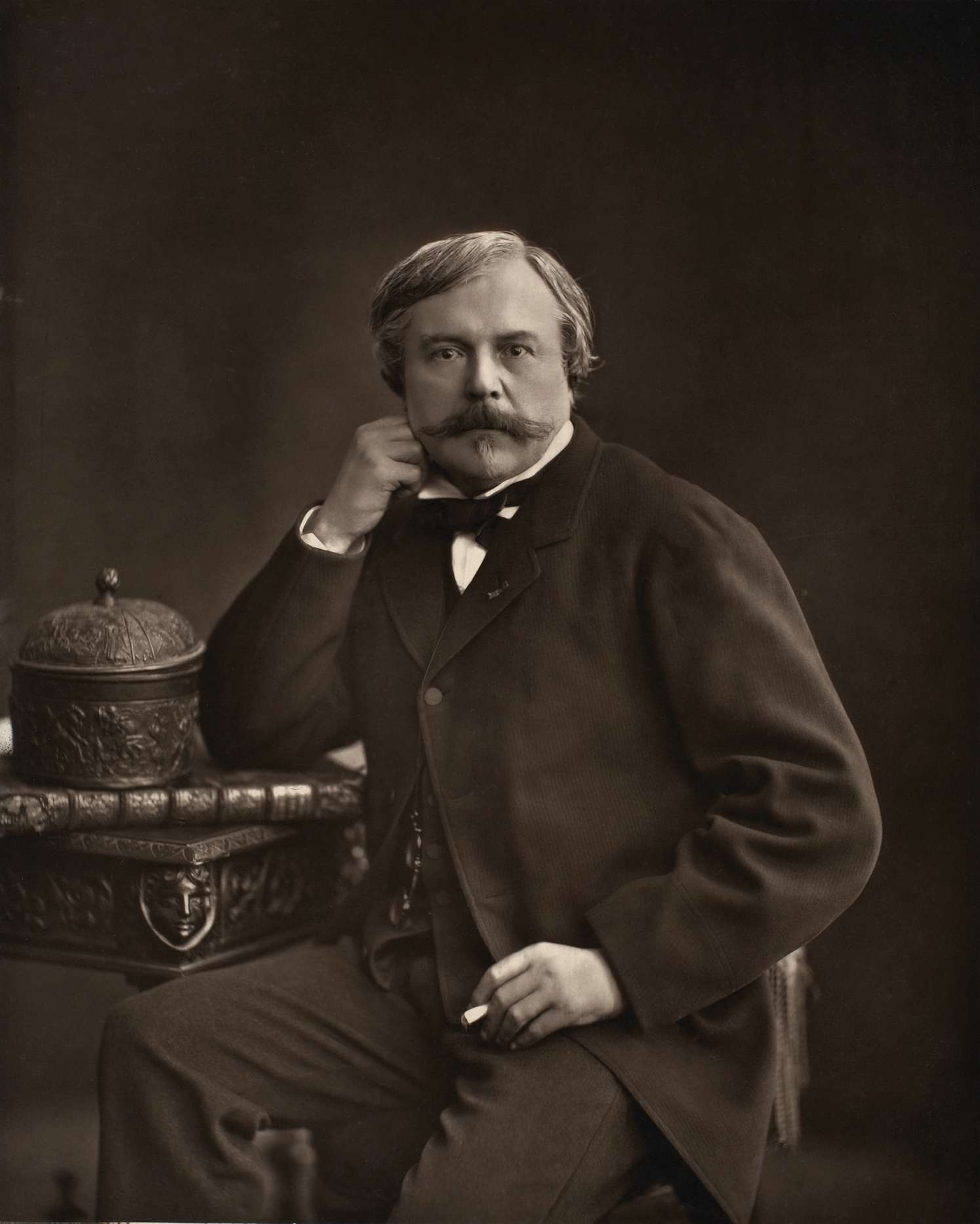 Edmond de Goncourt photo