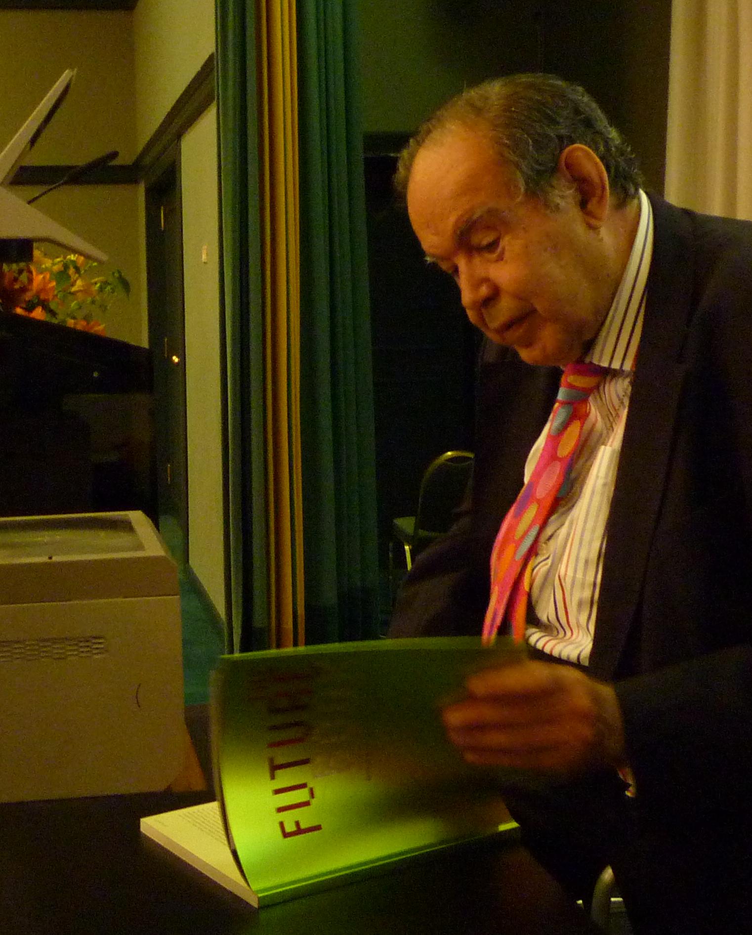 Edward de Bono photo