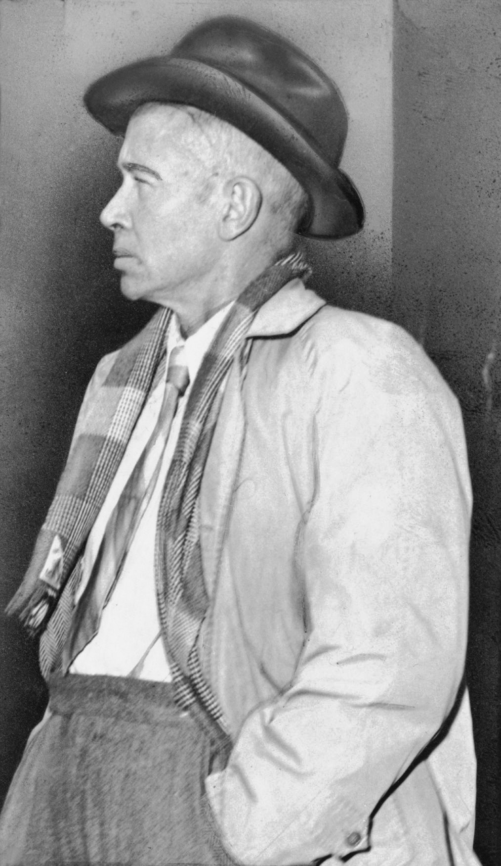 Edward Estlin Cummings photo