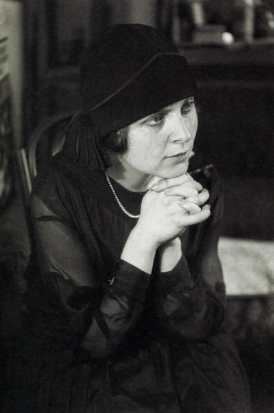 Elsa Triolet photo