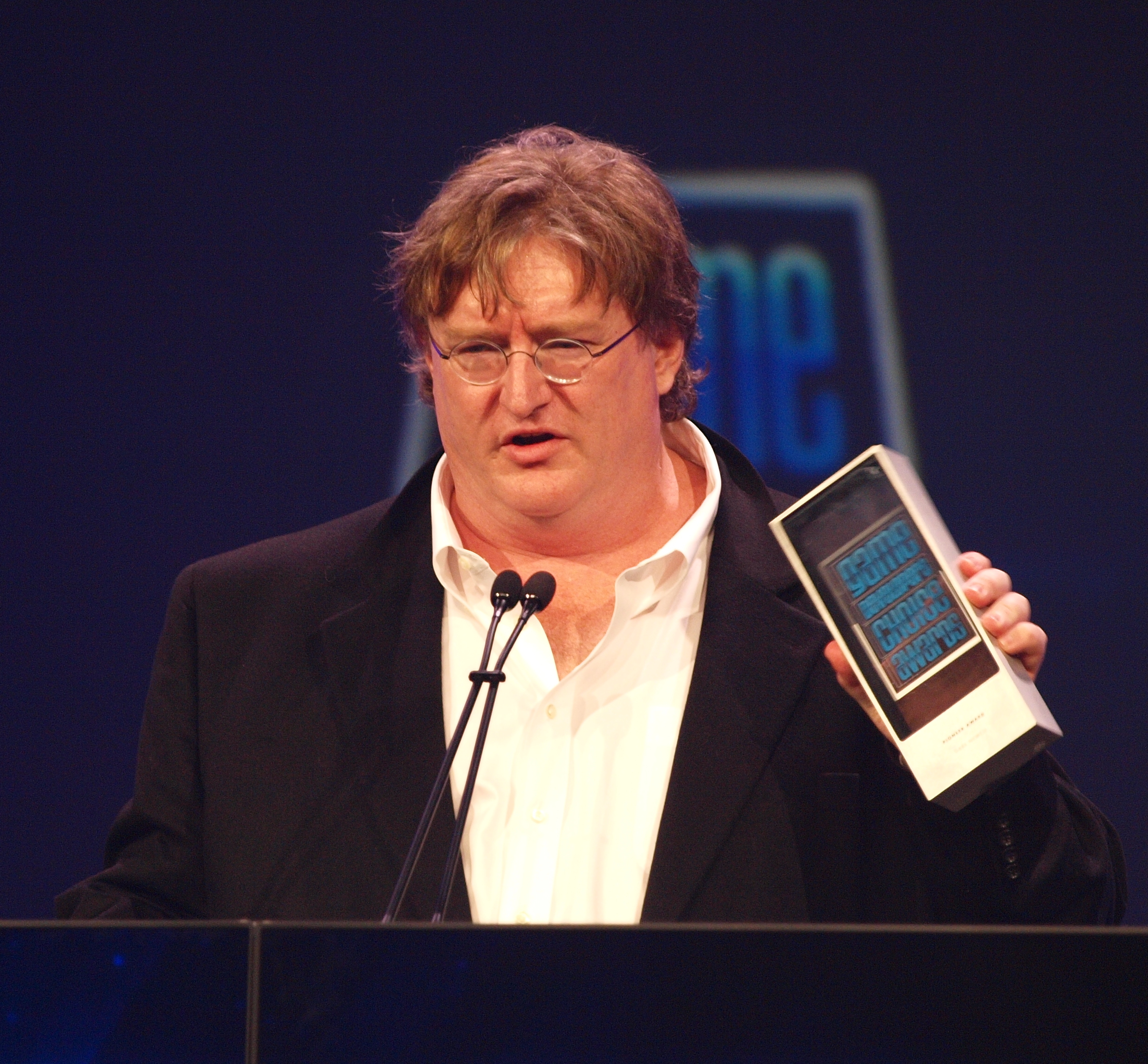 Gabe Newell photo