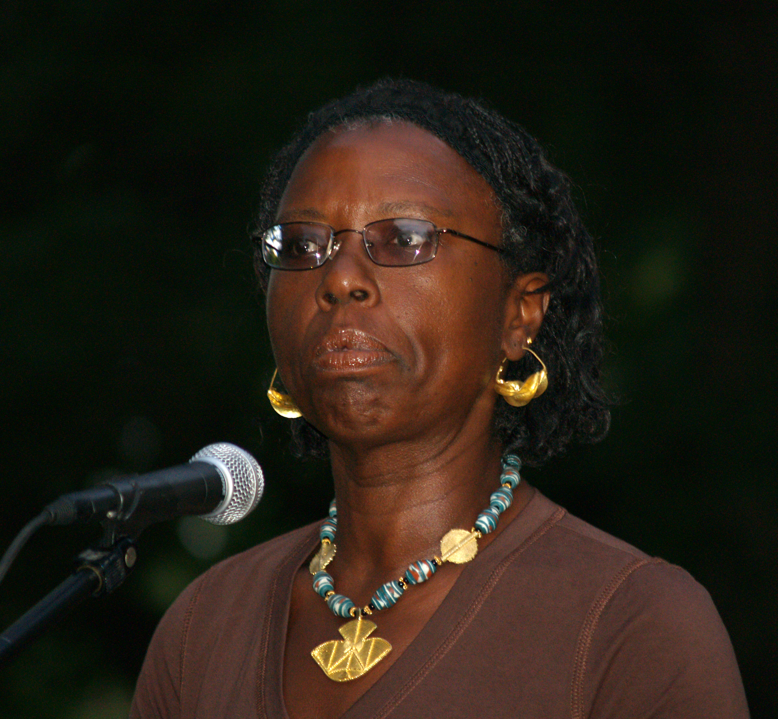 Gloria Naylor photo