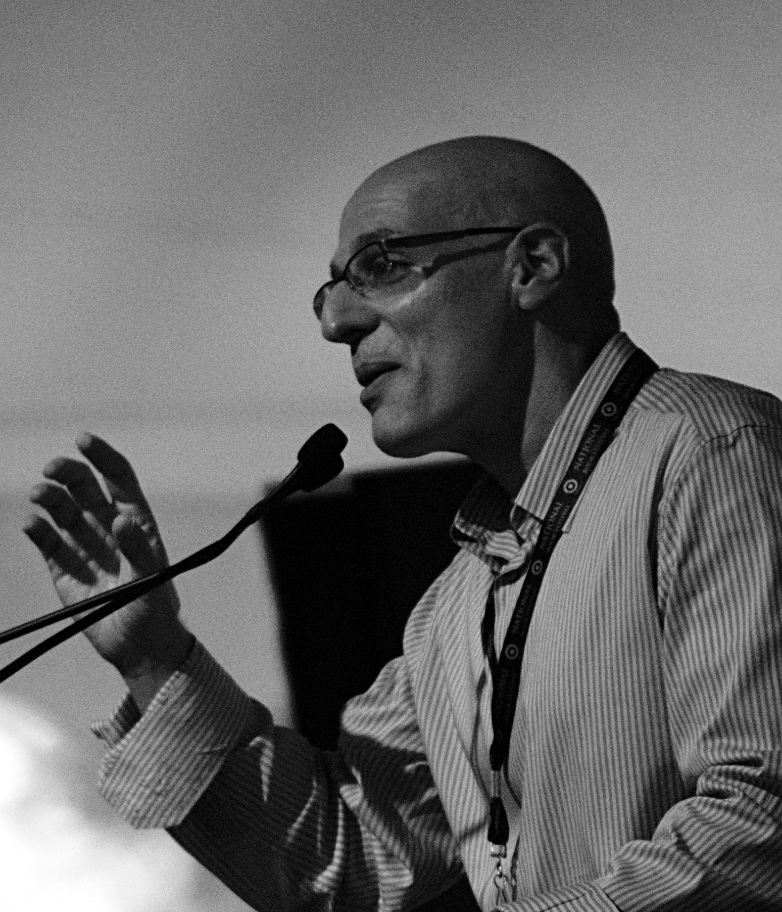 Gordon Korman photo