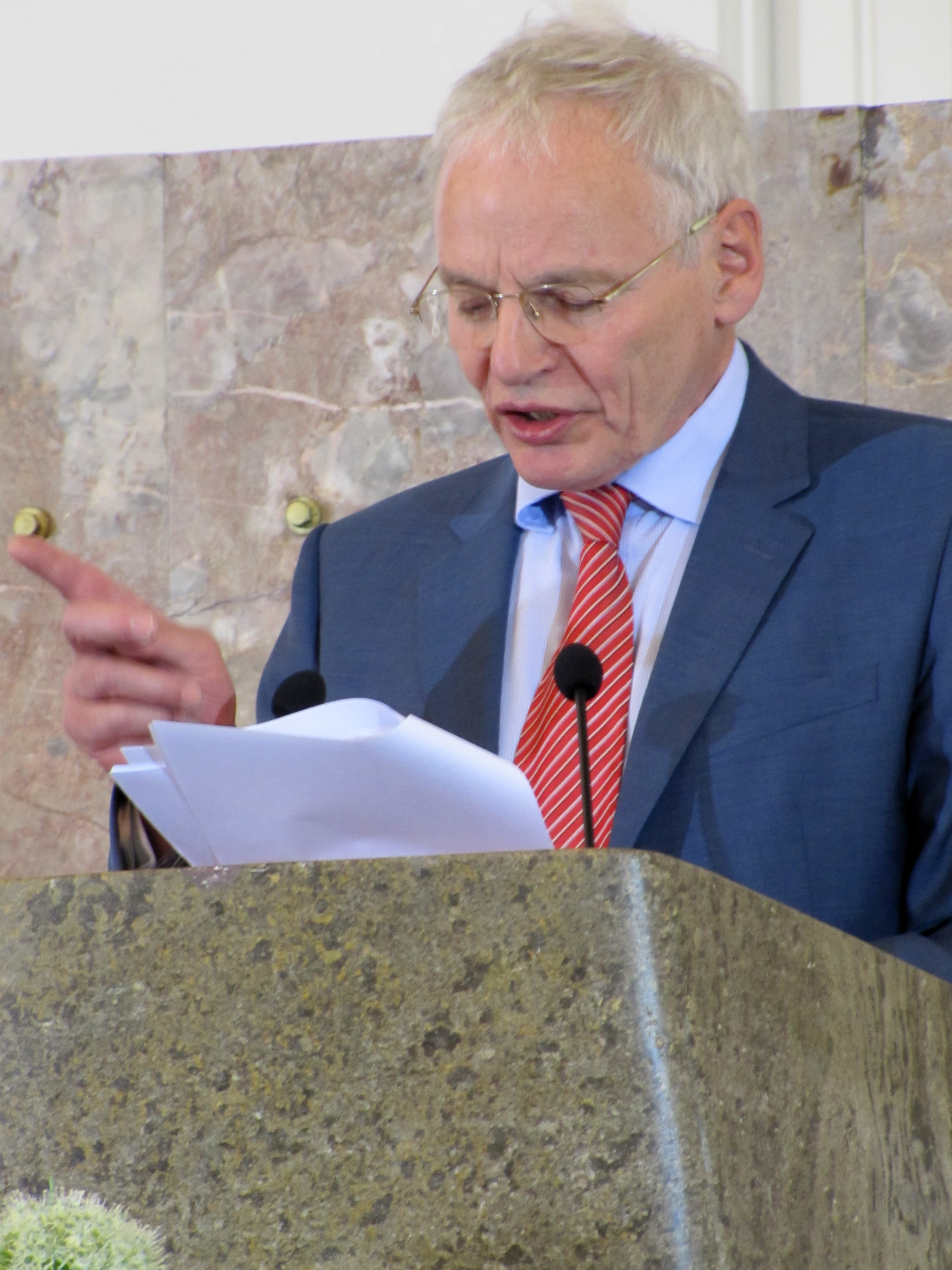 Götz Aly photo