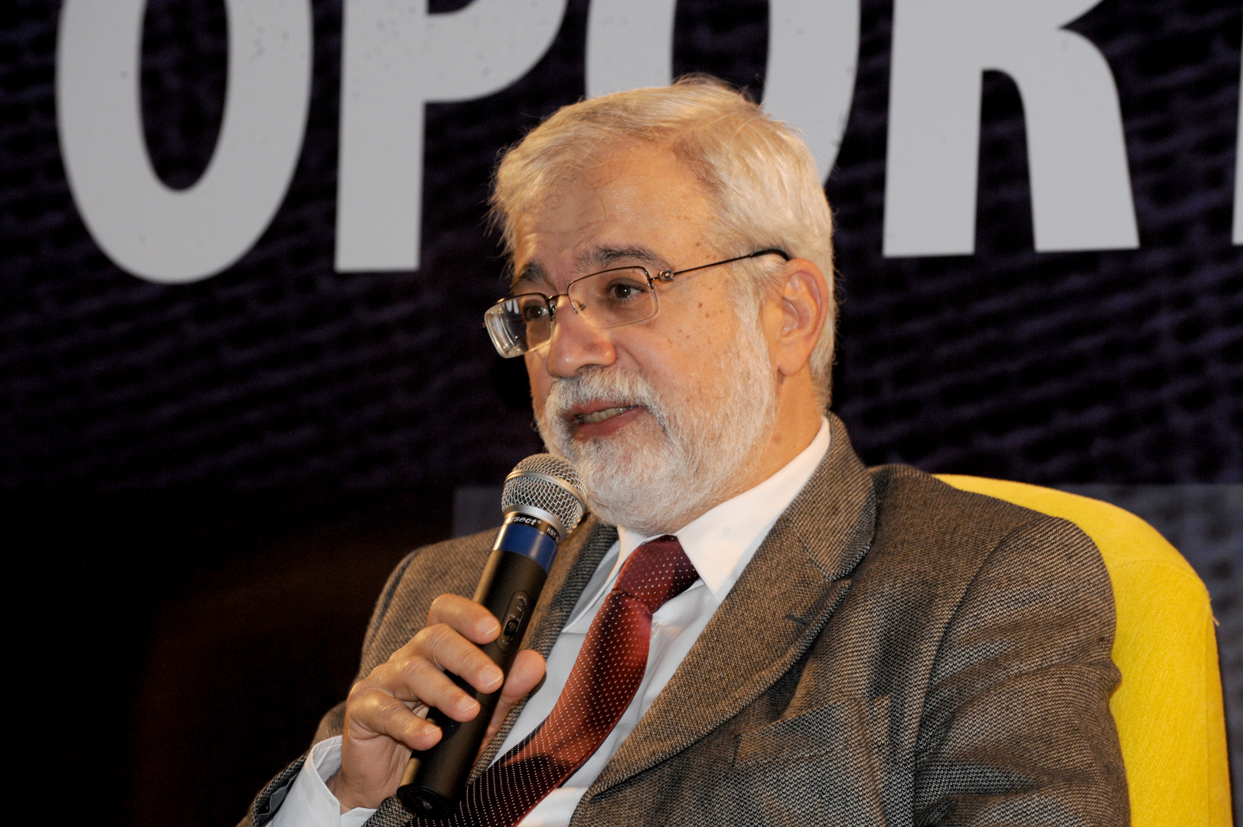 Gustavo Loyola photo