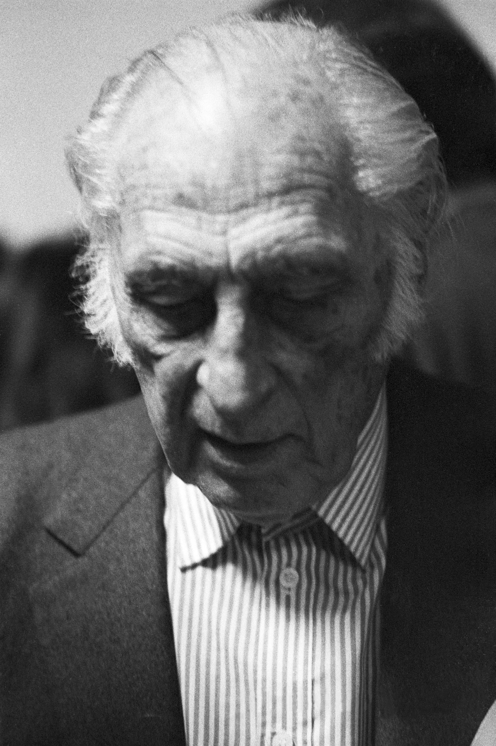 Hans Ruesch photo