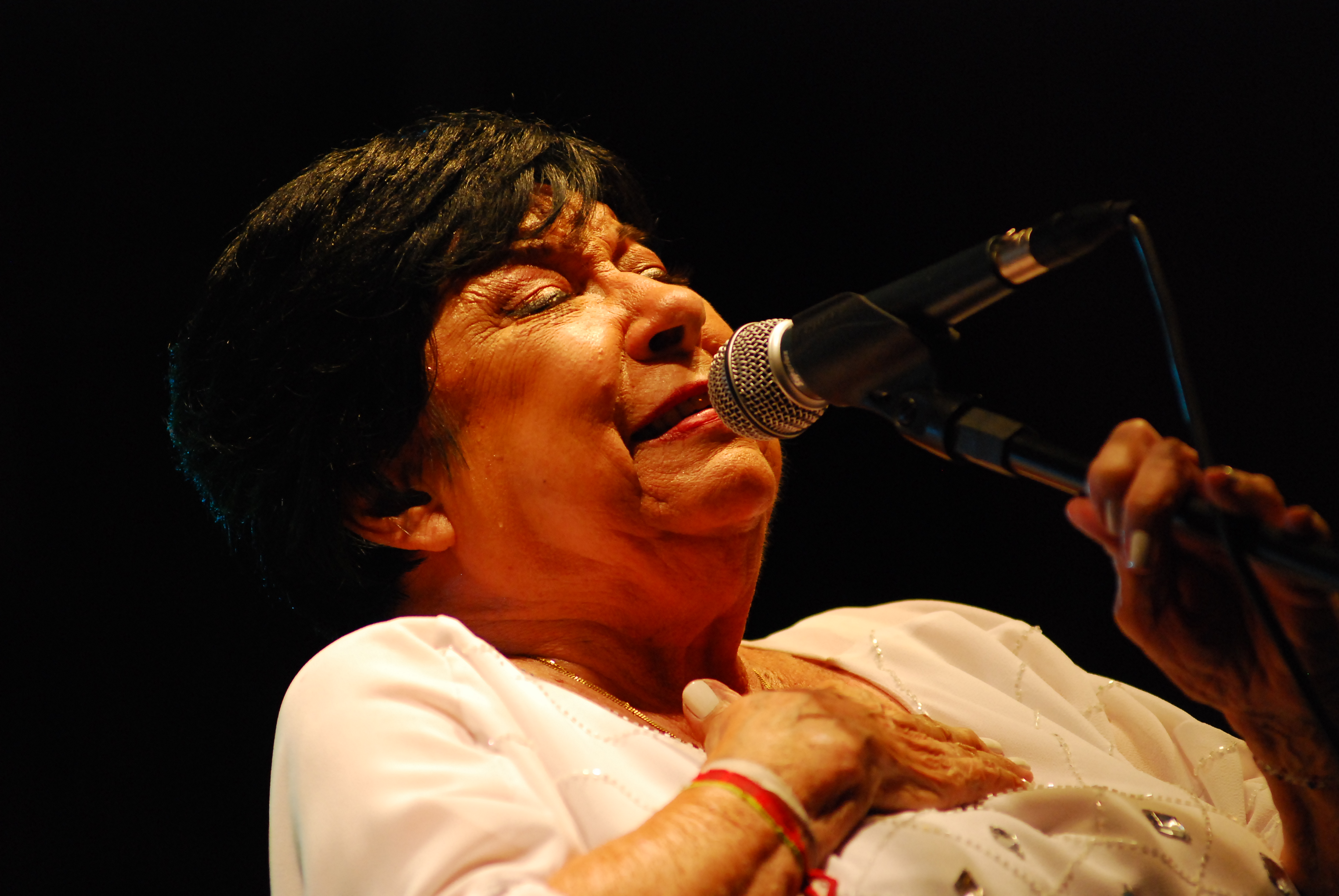 Inezita Barroso photo