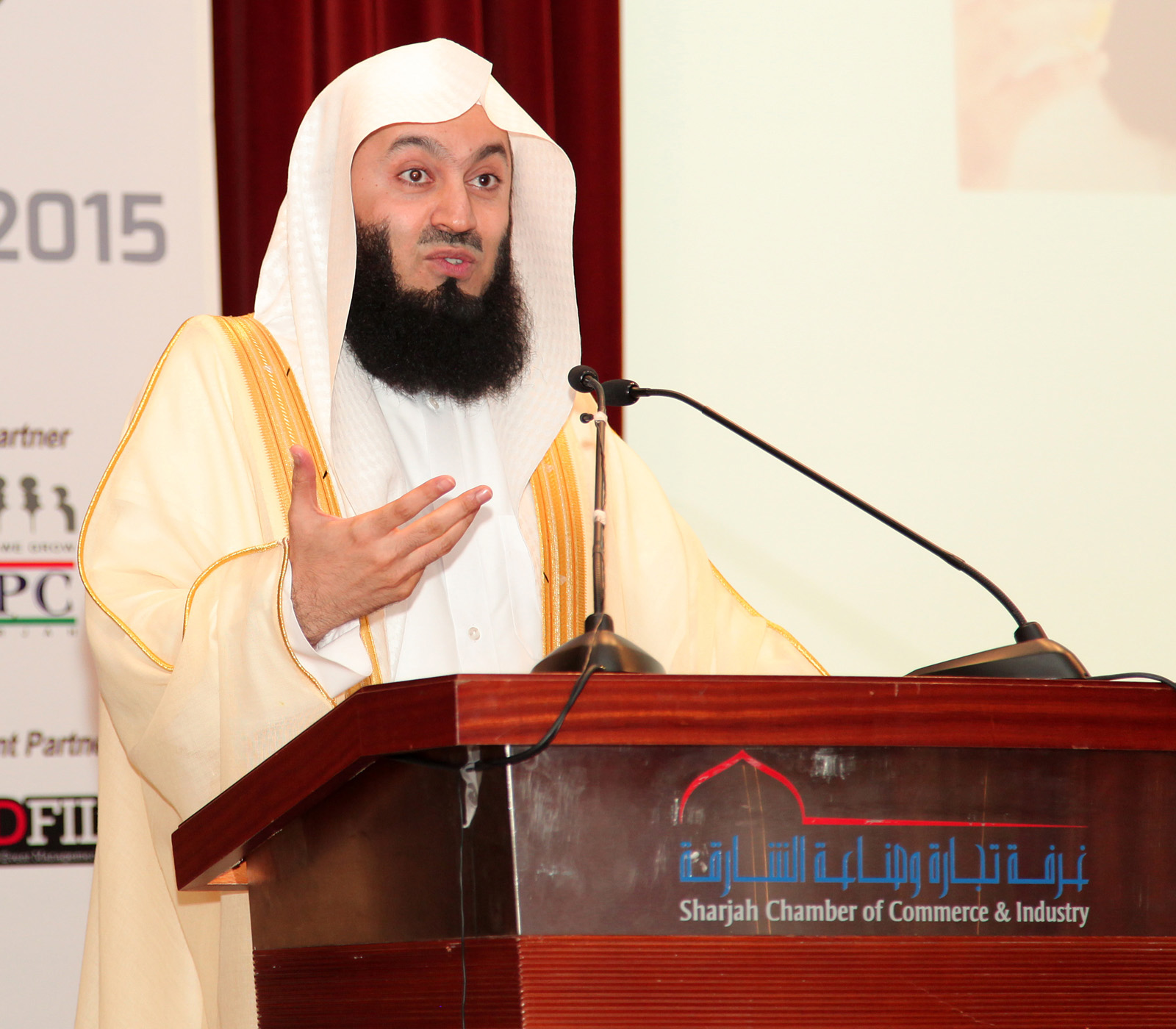Ismail ibn Musa Menk photo