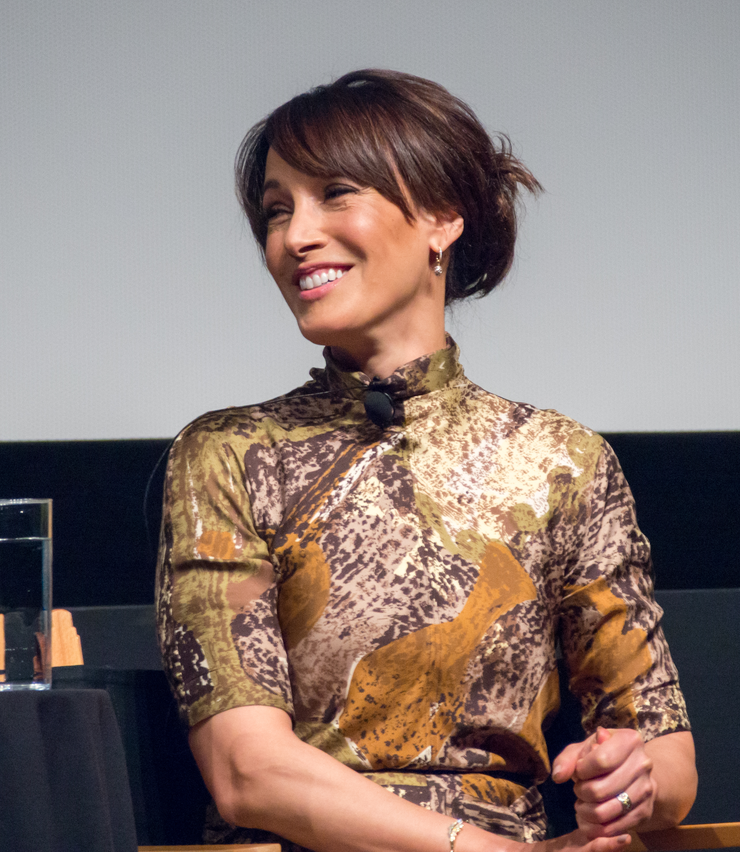 Jennifer Beals photo