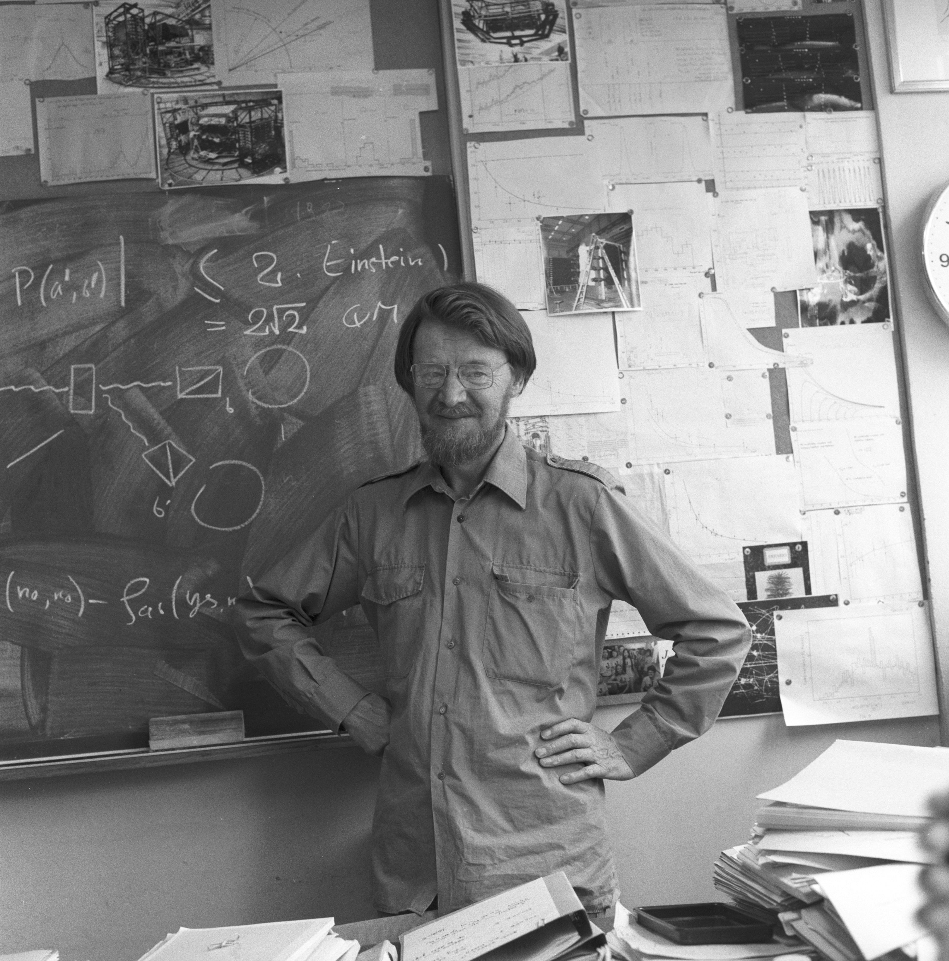 John Stewart Bell photo