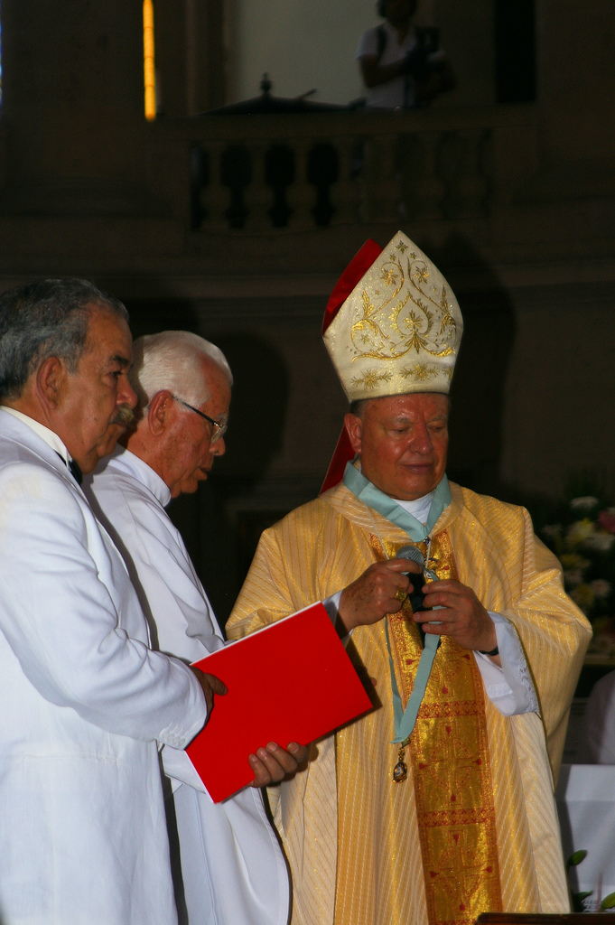 Juan Sandoval Íñiguez photo