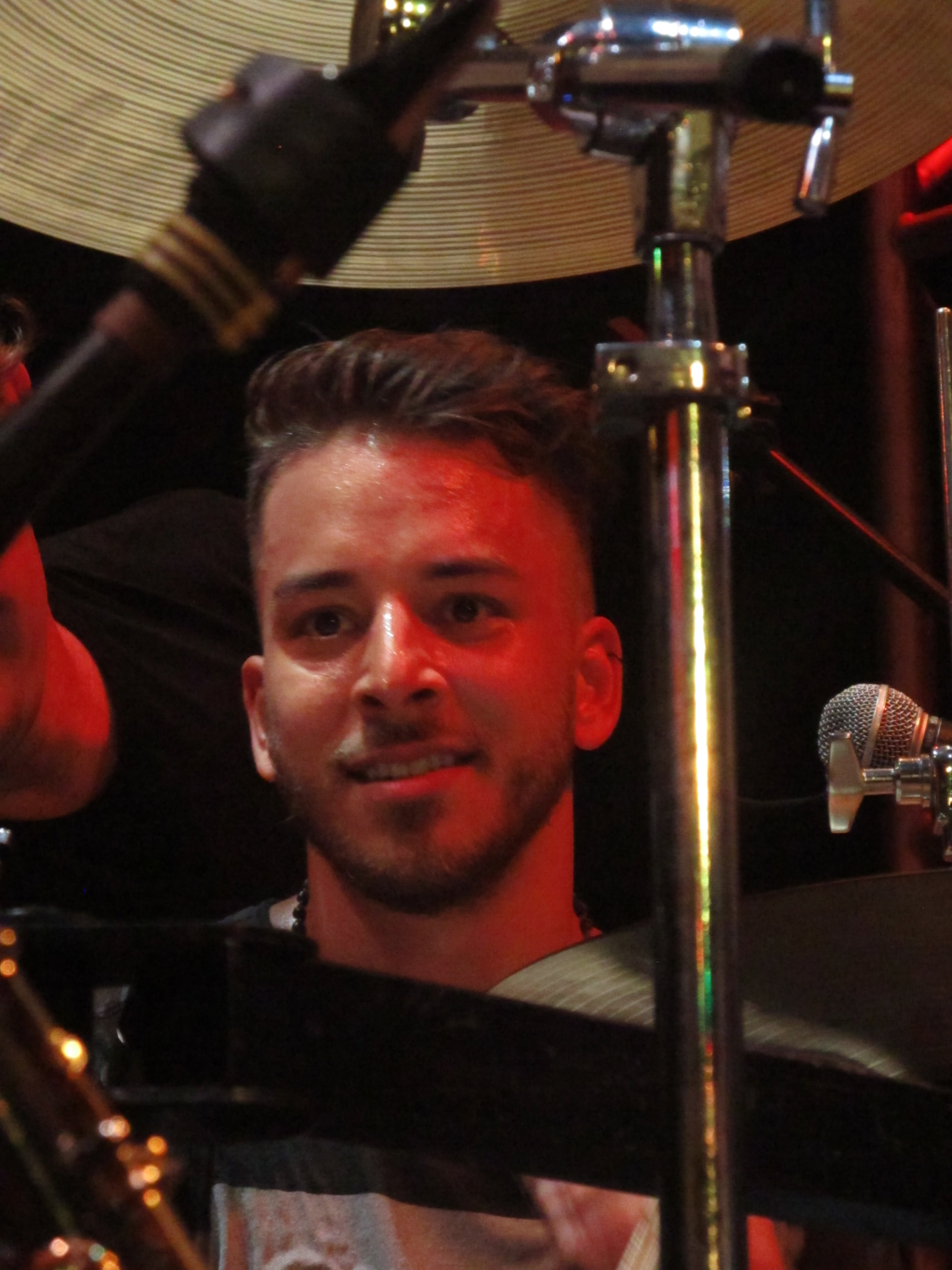 Junior Lima photo