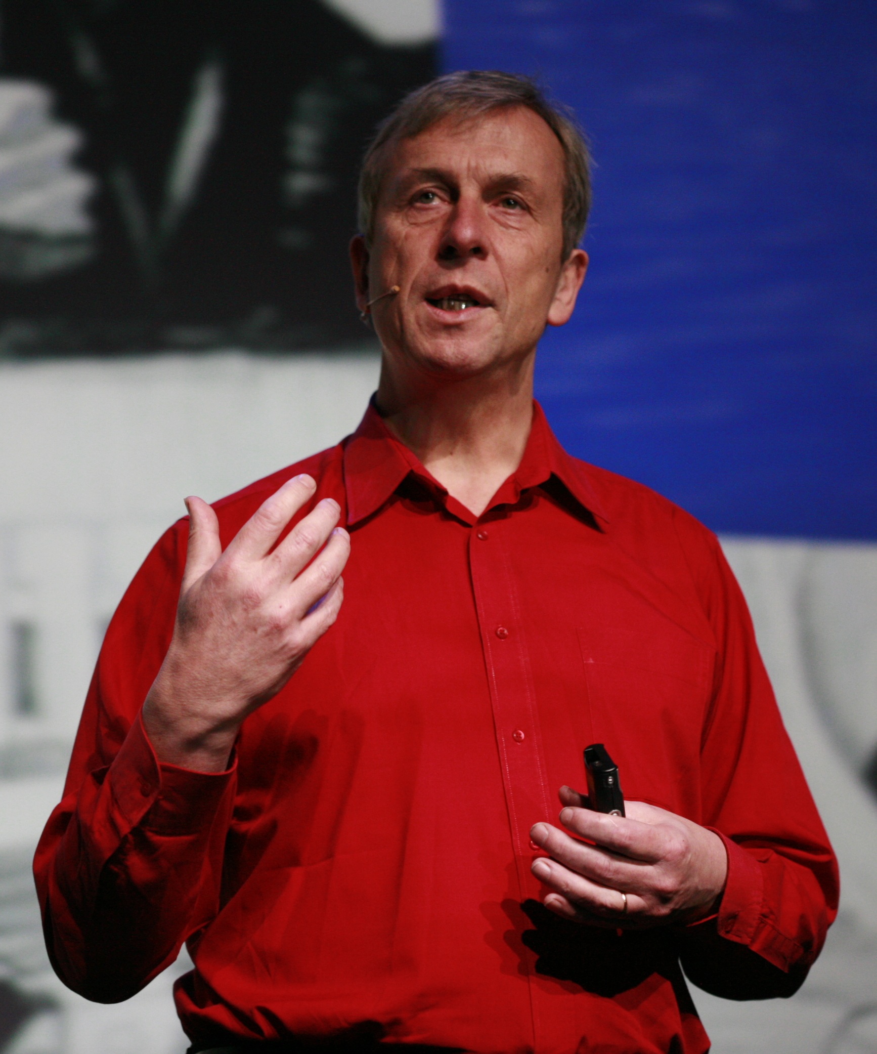 Kevin Warwick photo