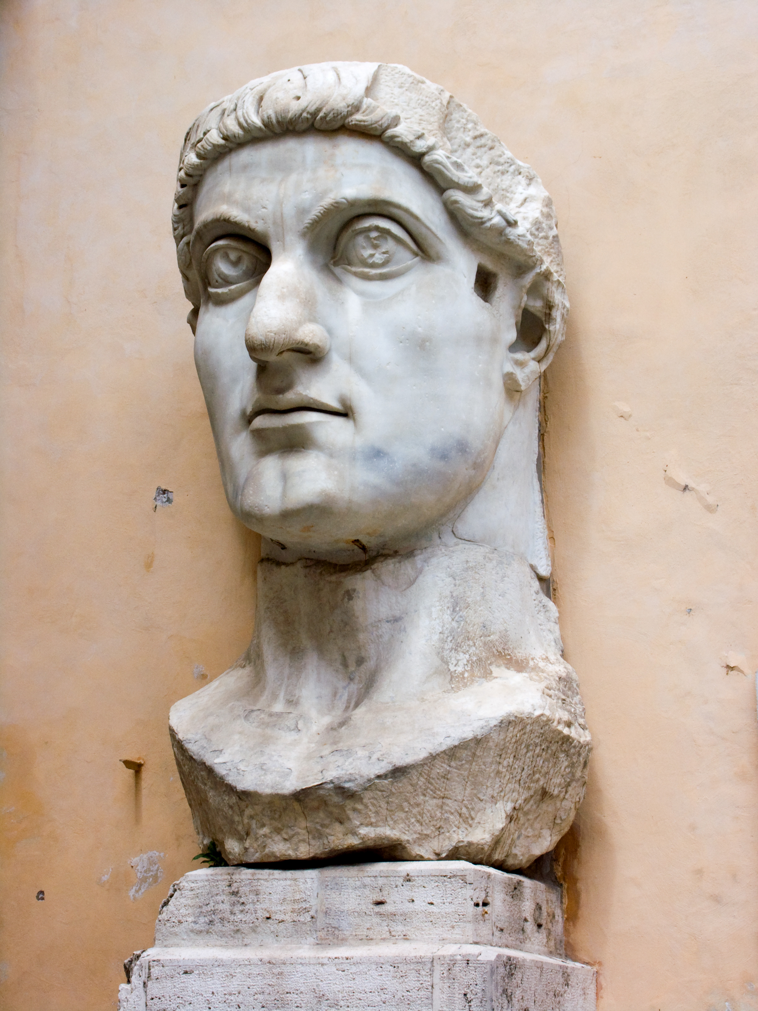 Constantino photo