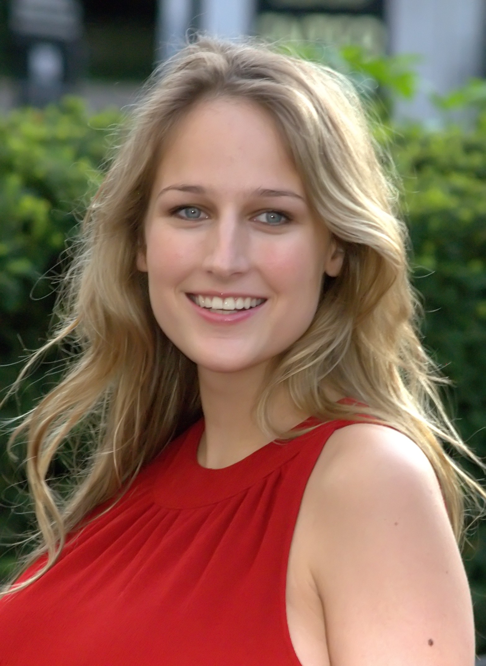 Leelee Sobieski photo