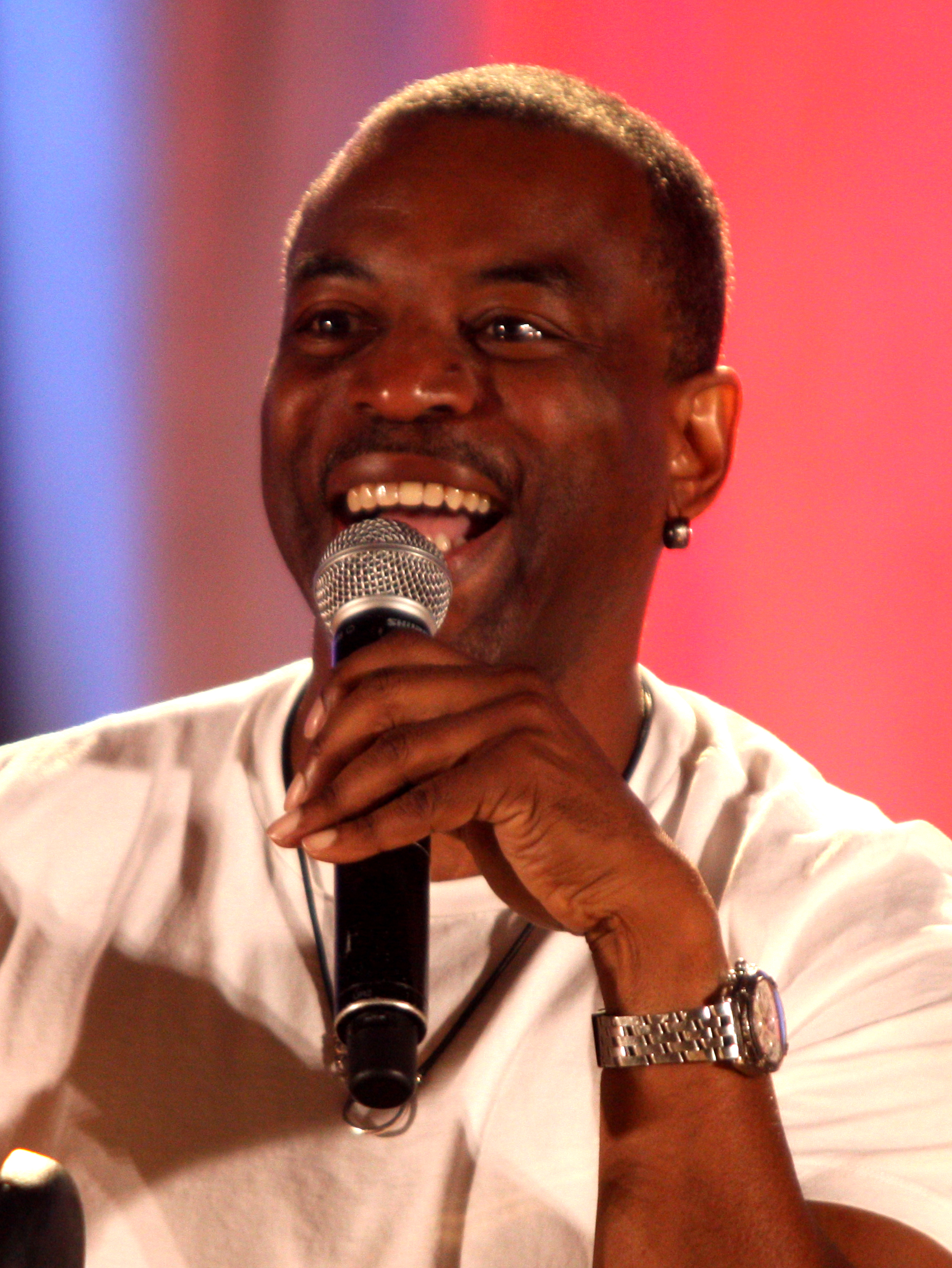 LeVar Burton photo