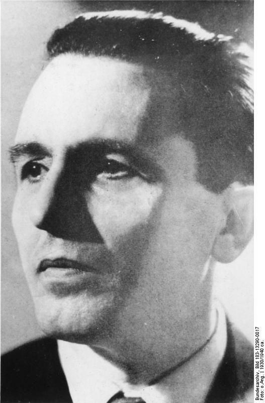 Luís Carlos Prestes photo