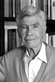Mario Bunge photo