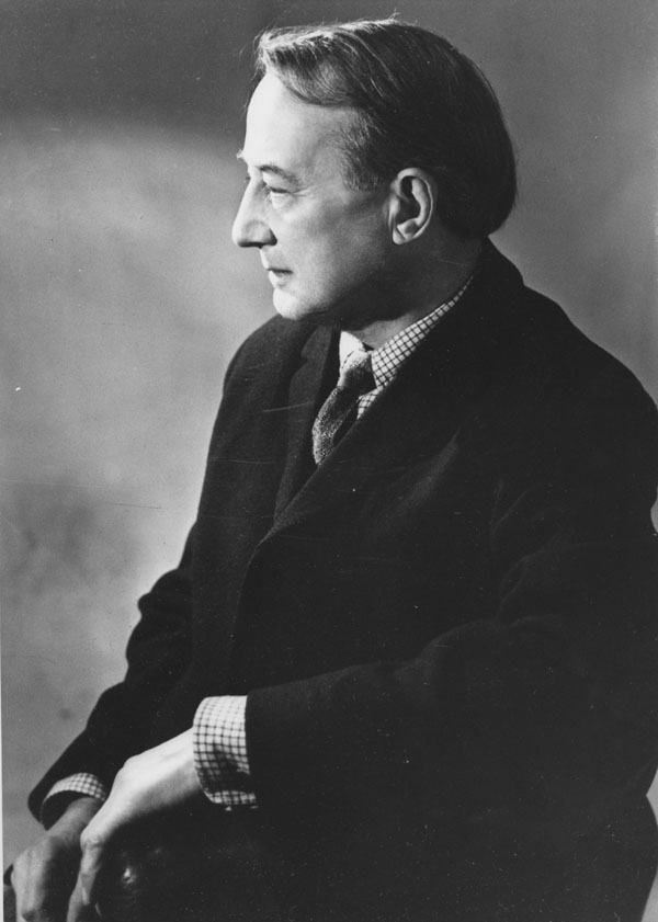 Michael Oakeshott photo