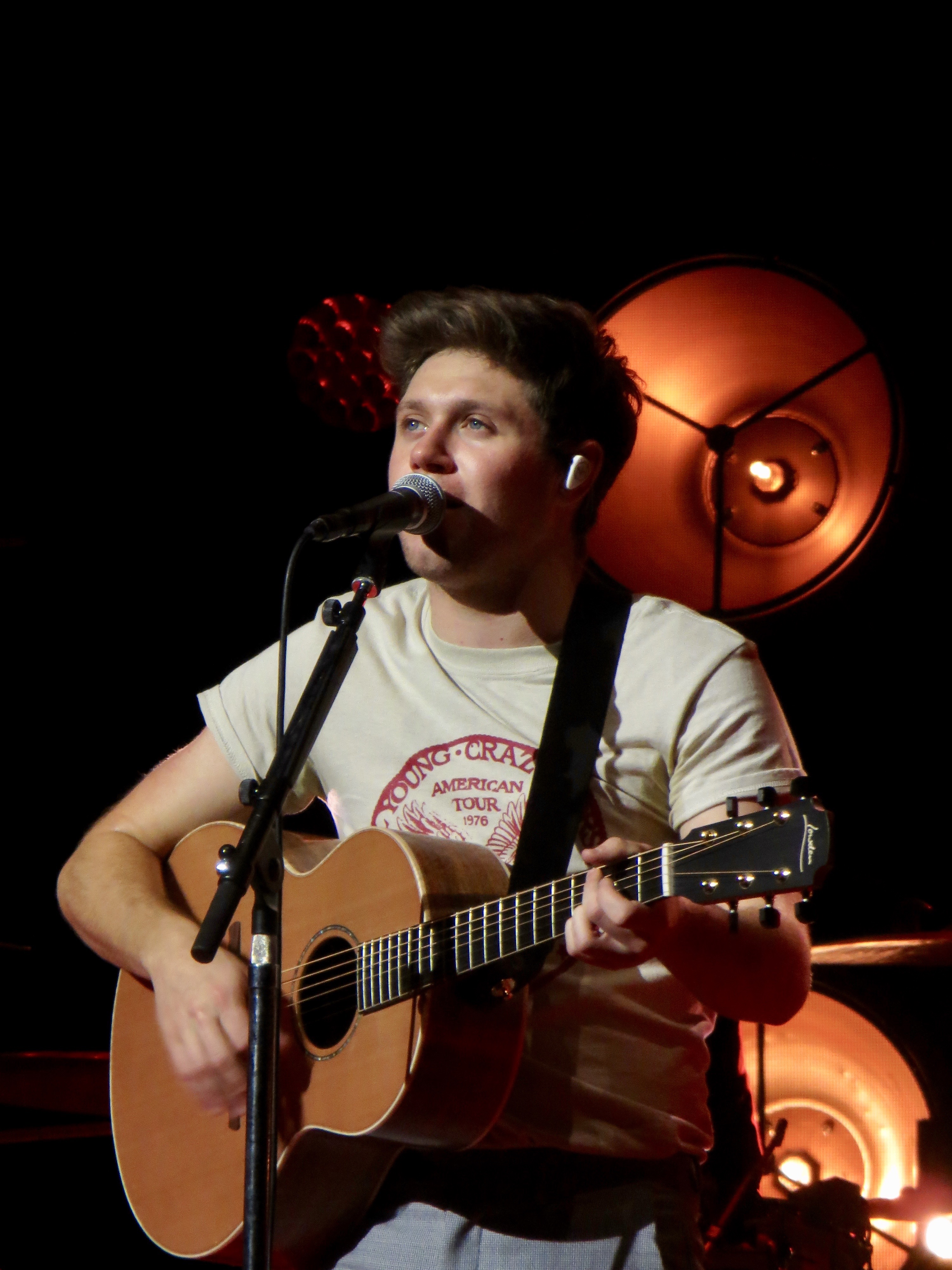 Niall Horan photo