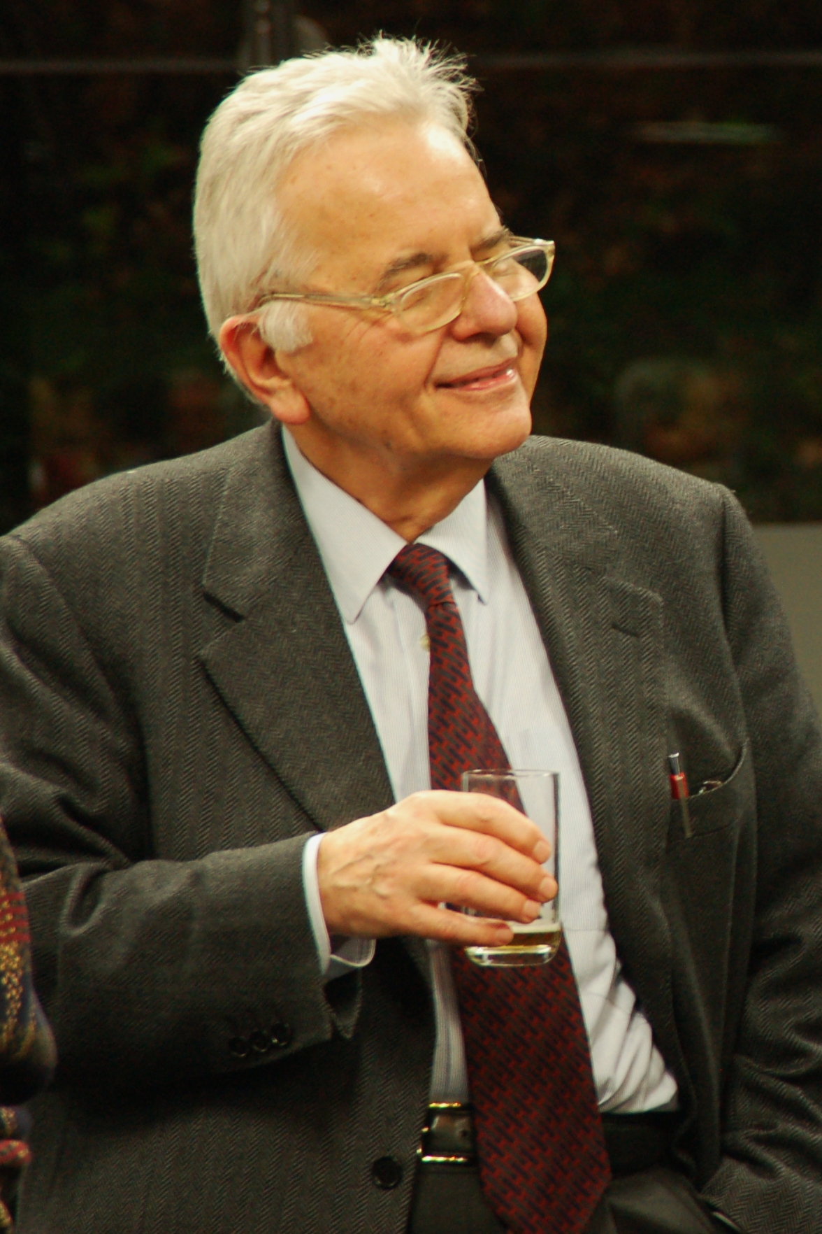 Nicola Cabibbo photo