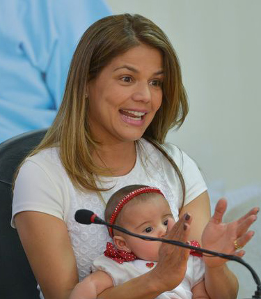 Nívea Stelmann photo