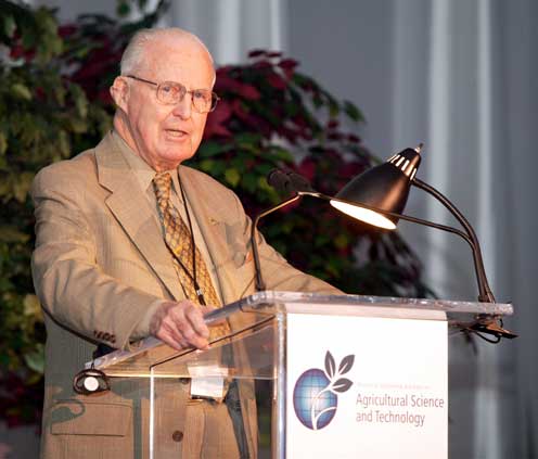 Norman Borlaug photo