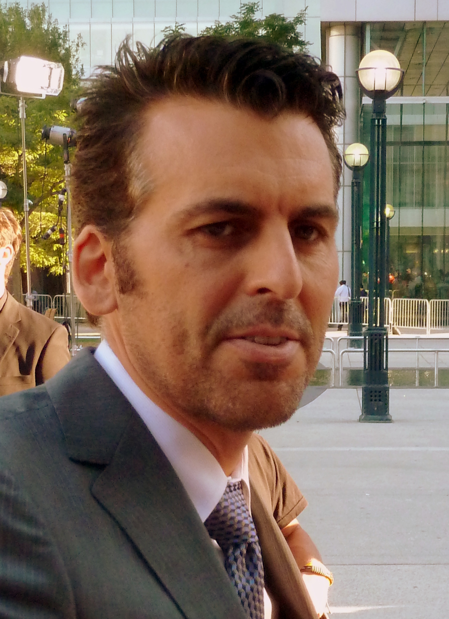 Oded Fehr photo