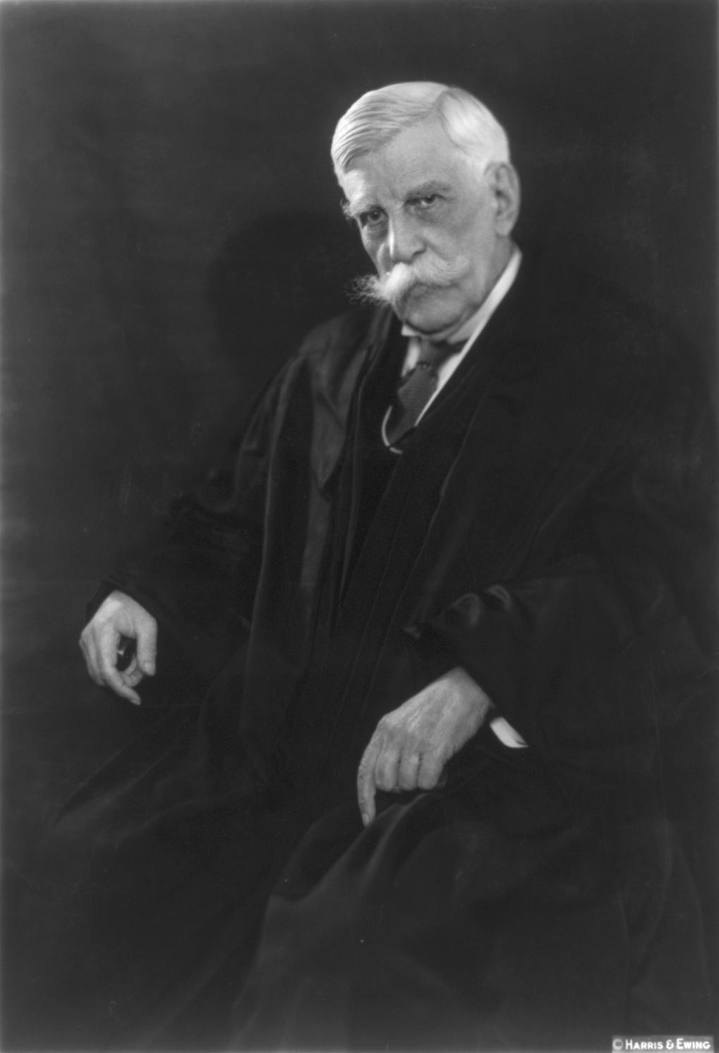 Oliver Wendell Holmes (filho) photo