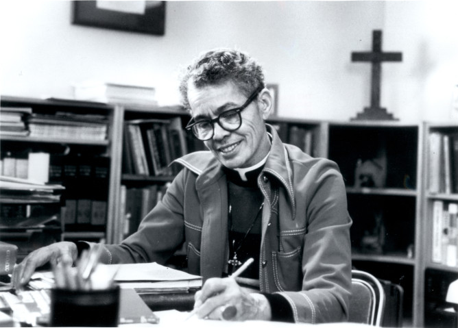 Pauli Murray photo