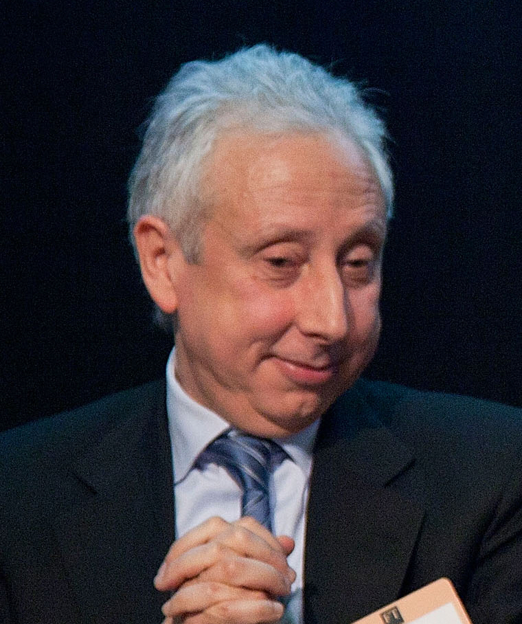 Pérsio Arida photo