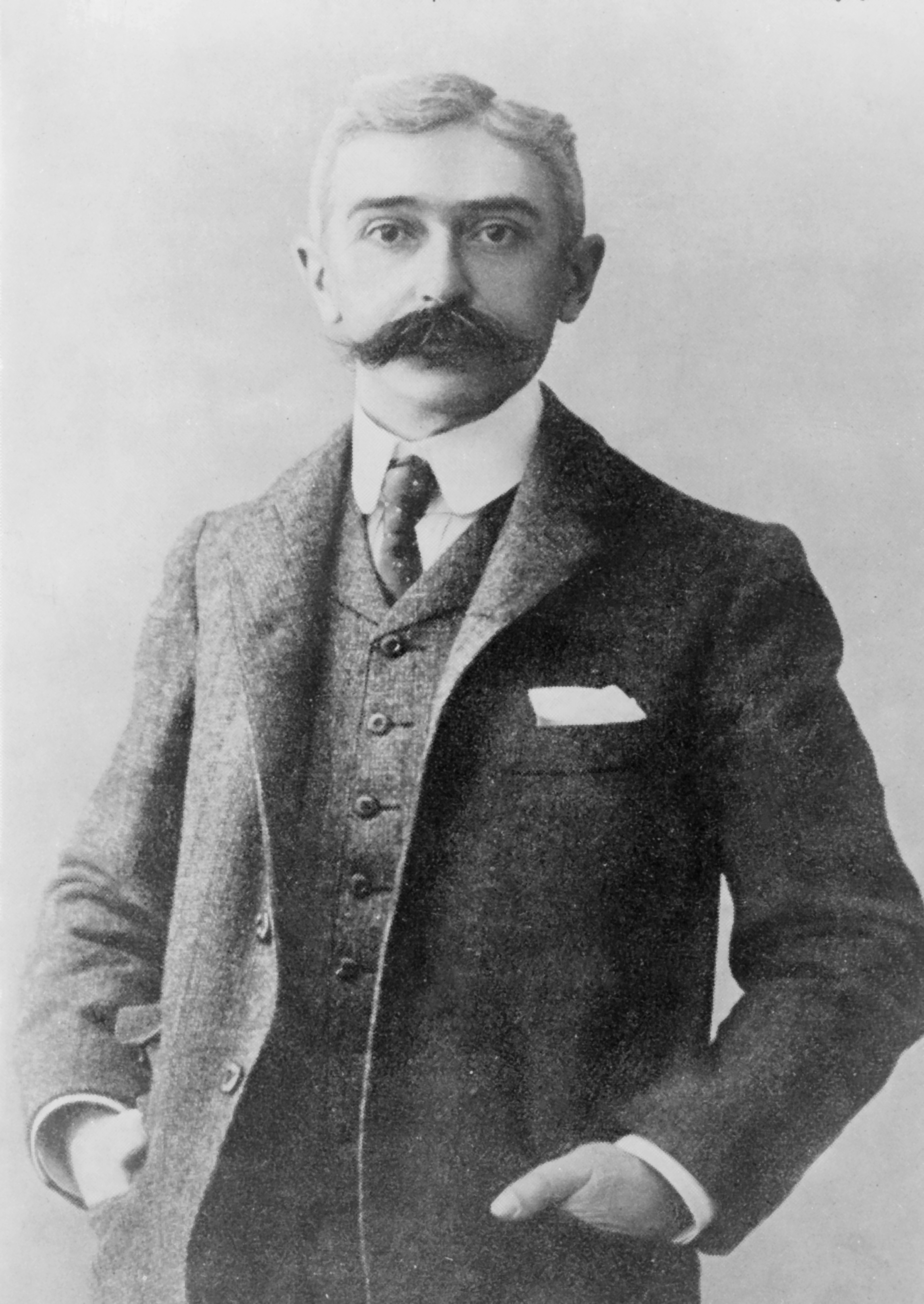 Pierre de Coubertin photo