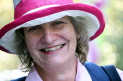 Raewyn Connell photo