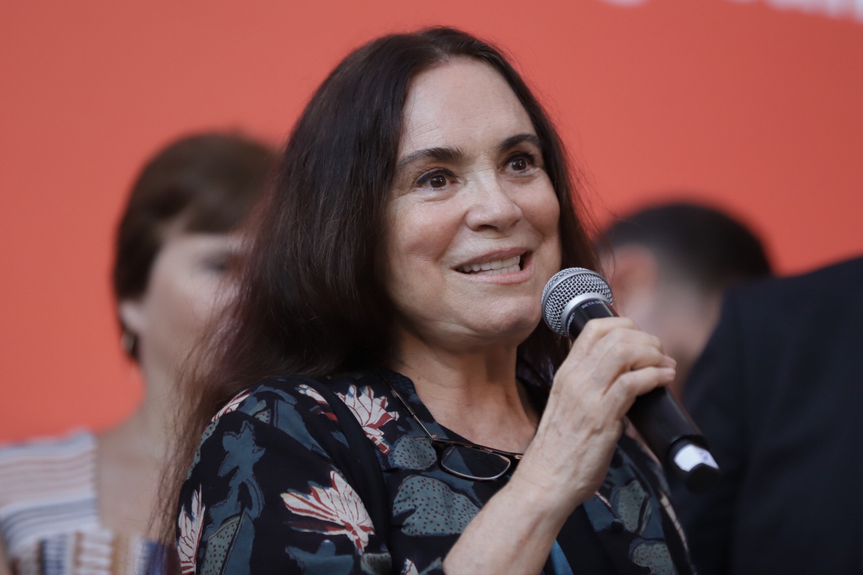 Regina Duarte photo