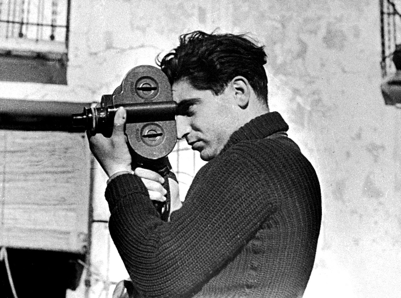 Robert Capa photo