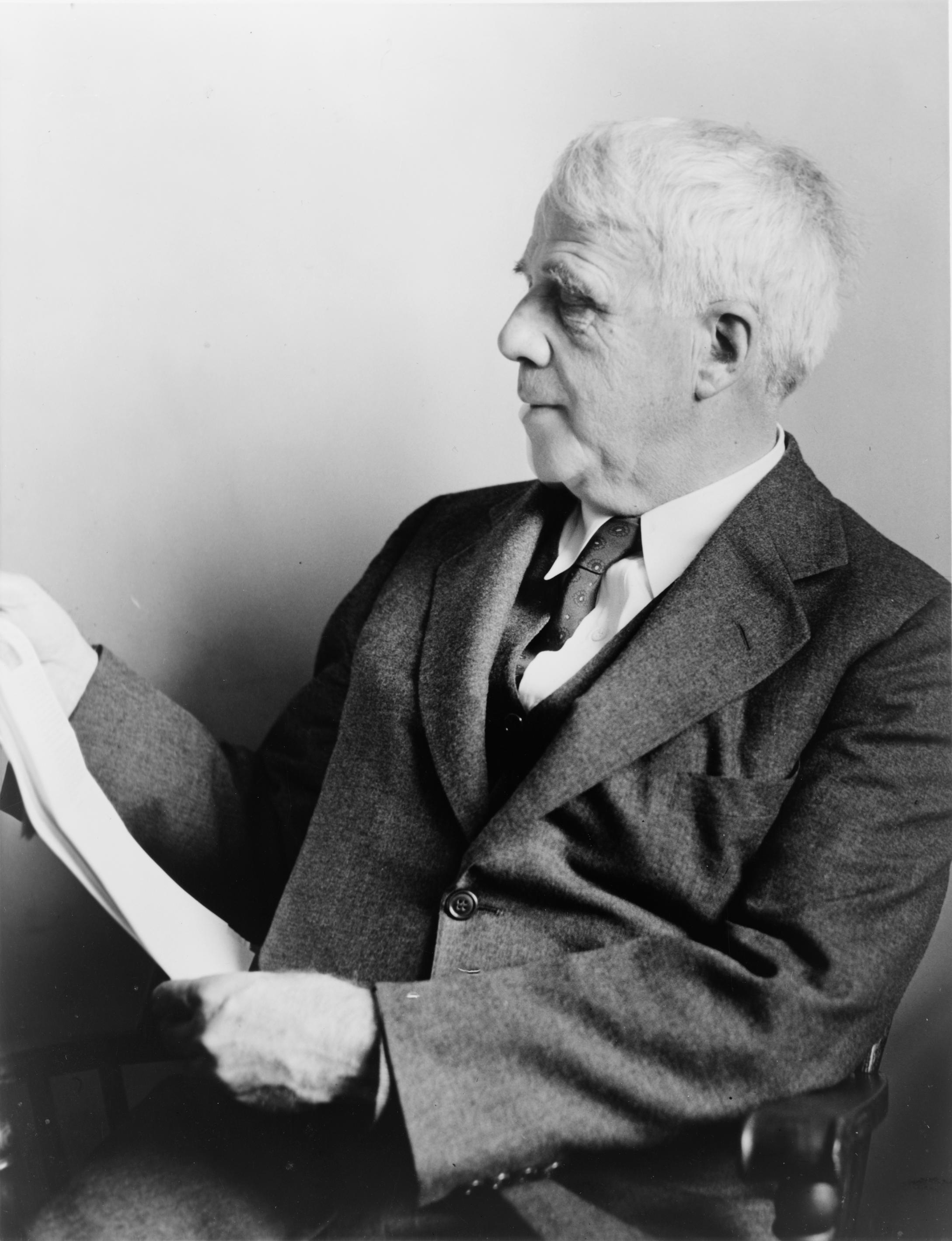 Robert Lee Frost photo