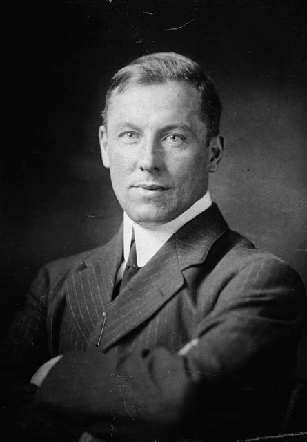 Robert W. Service photo