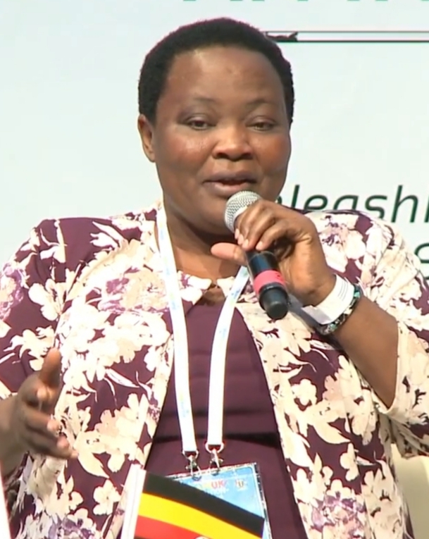 Robinah Nabbanja photo