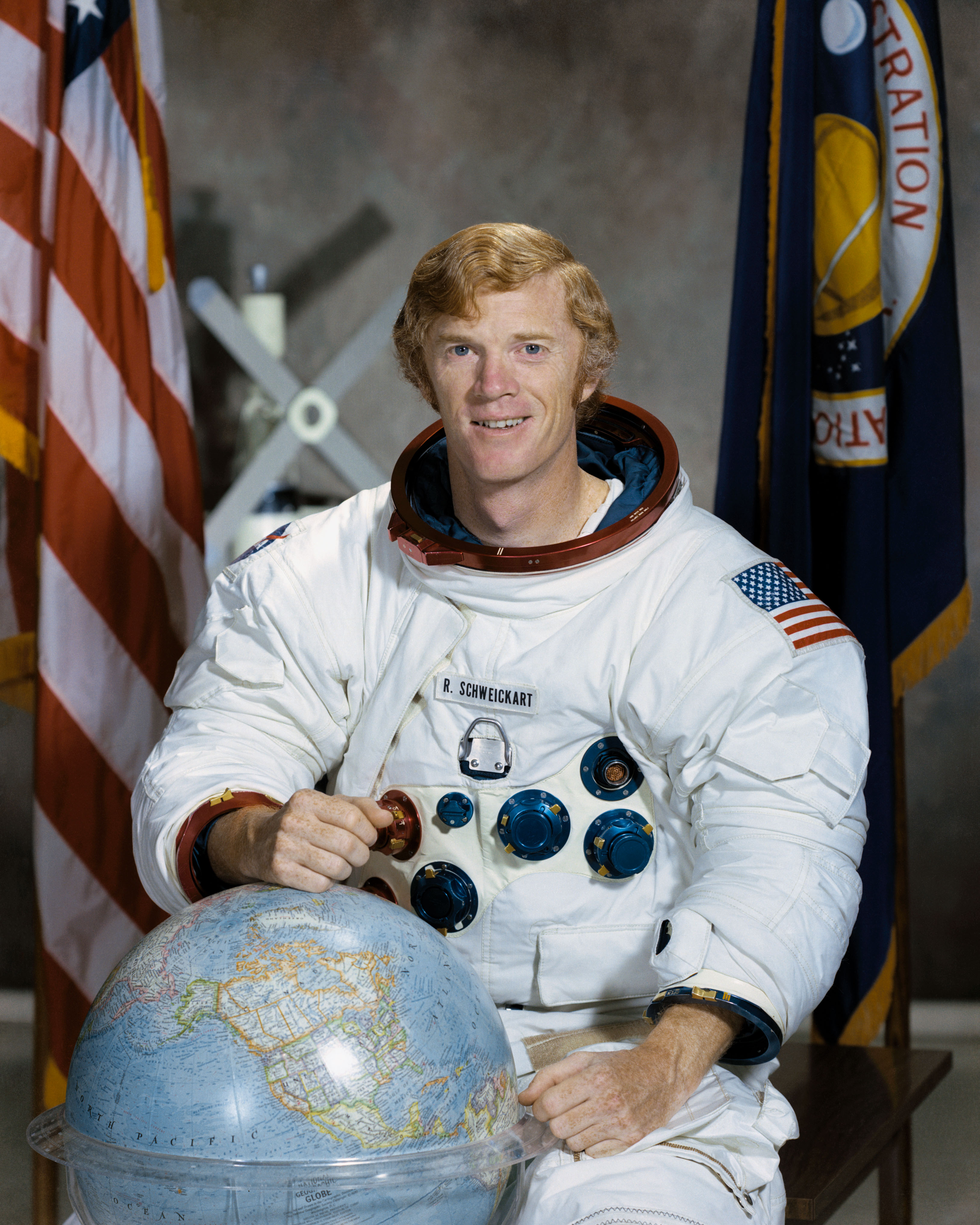 Russell Schweickart photo