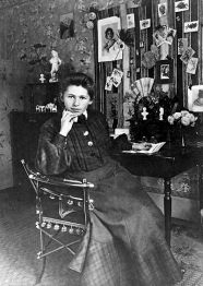 Sophie Taeuber-Arp photo